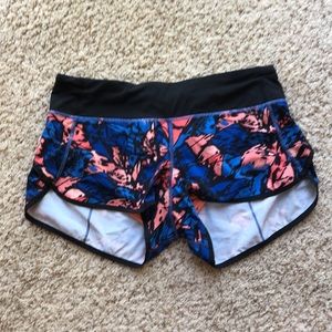 Lululemon Speed Up shorts